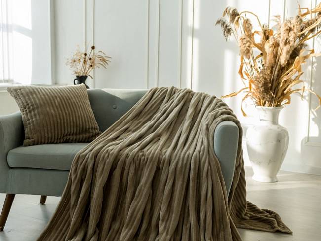 Чехол Soft Stripe на декоративную подушку Кьянти